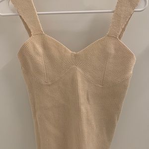 Knit top in color creme